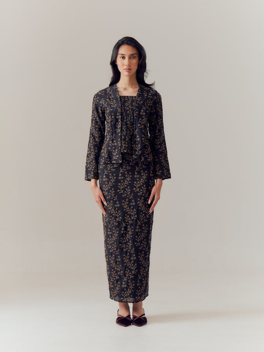 Rita kebaya in Midnight Amber