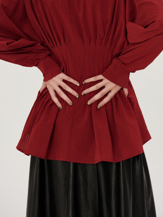 Yara Top in Cherry Red