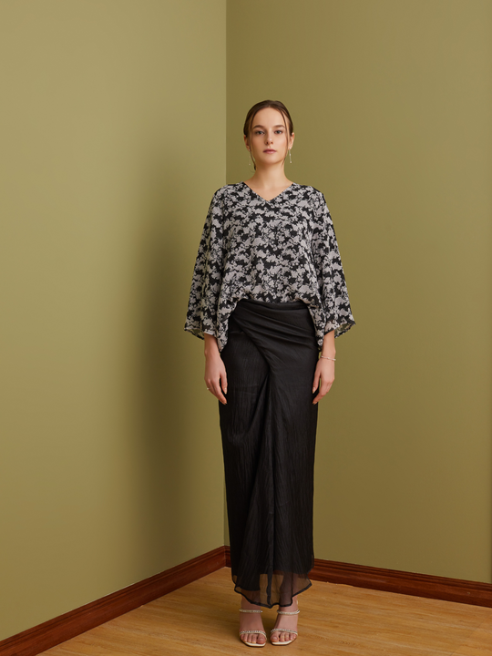 Pixie Wrap Skirt in Black