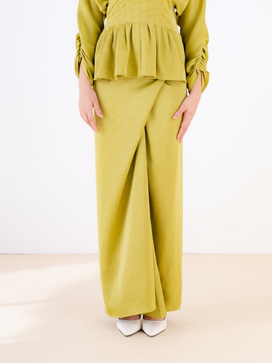 Nyssa  Wrap   Skirt  in   Lime