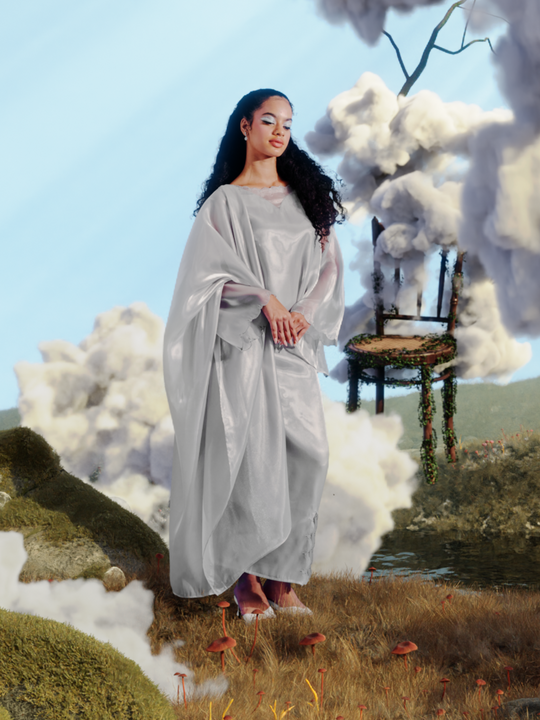 Chanda Kurung in Silver Lining