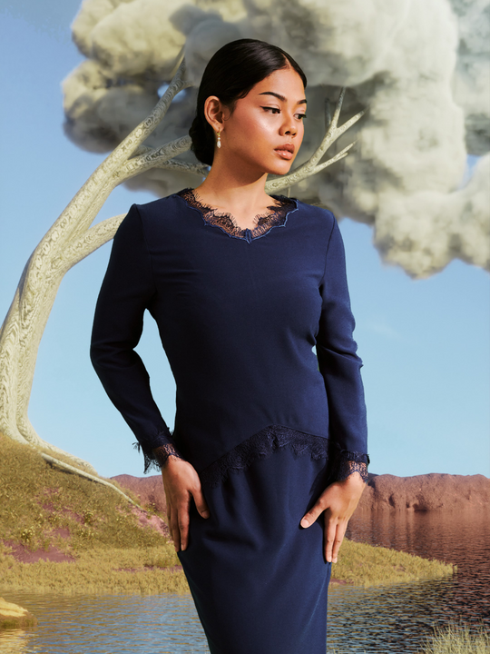 Eda Kurung In Navy Blue