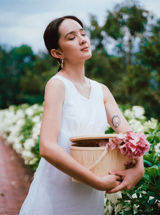 Leah Dress in White Linen