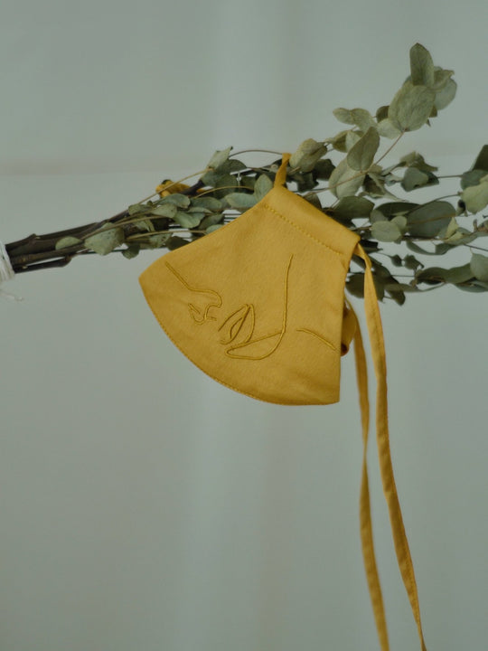 Hanya 4-Ply String Extension Embroidery Face Mask