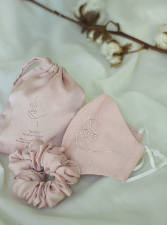 4-ply: Hanya Embroidered Face Mask with Ear Loop in Rose Gold